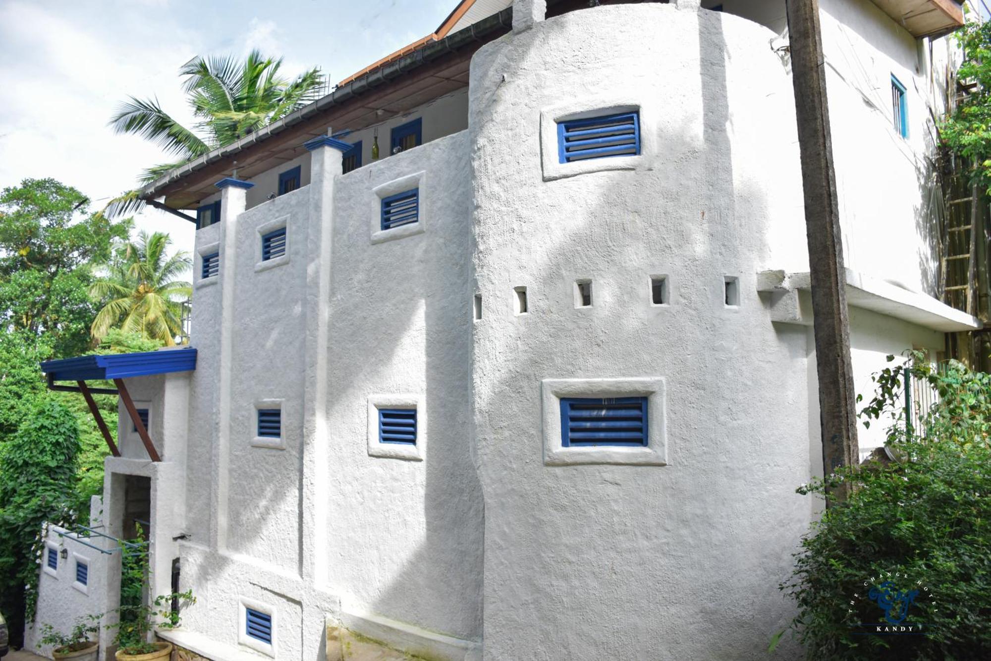 The Change Hotel Kandy Exterior foto
